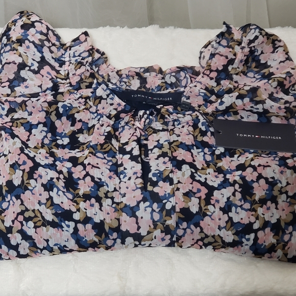 NWT Tommy Hilfiger Sz M Floral Boho Top - Picture 13 of 13